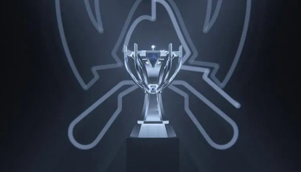 手机PUBG×pigff联名皮肤开售，HOT TIME活动赠送800G-Coin!