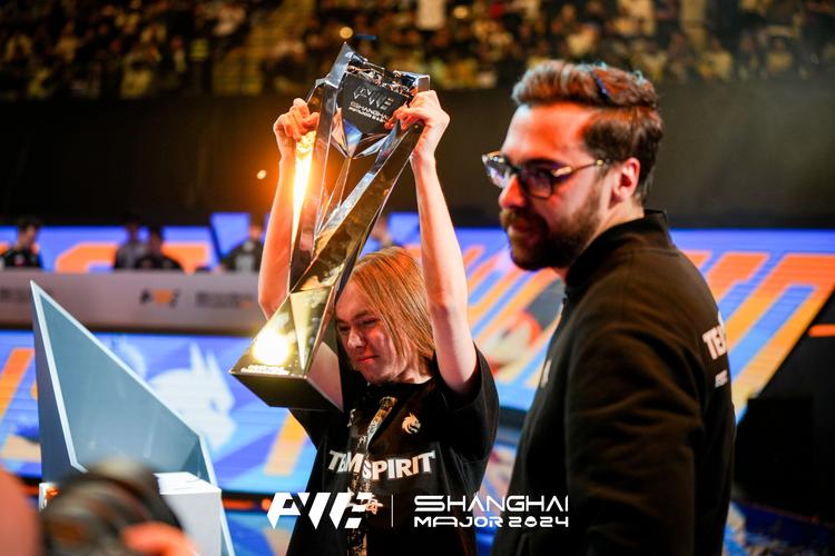 PCS赛区MFT战队官宣大名单 风哥FireFox担任战队总监